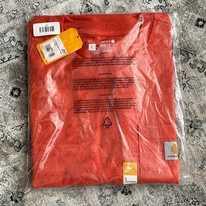 Mens large carhartt pocket tee loose fit